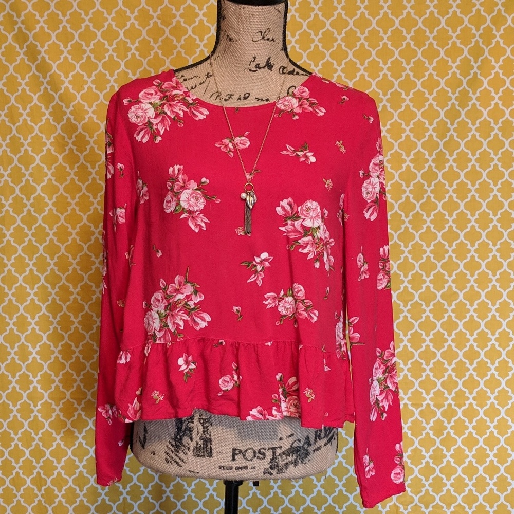 π H&M Floral Red Ruffle Shirt π - Picture 3 of 8